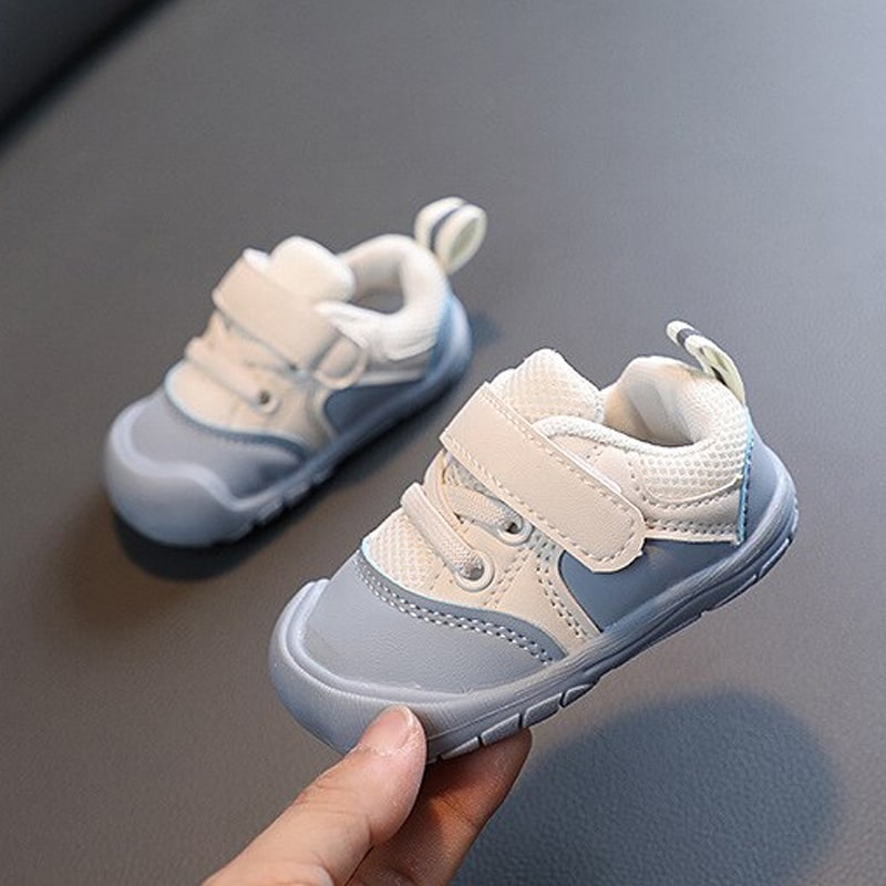 Soft Barefoot Shoes for Babies – Breathable First Walker Shoes